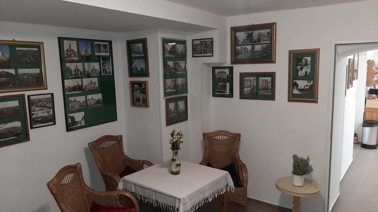 Dworek Pod Swierkami Jelení Hora Exteriér fotografie